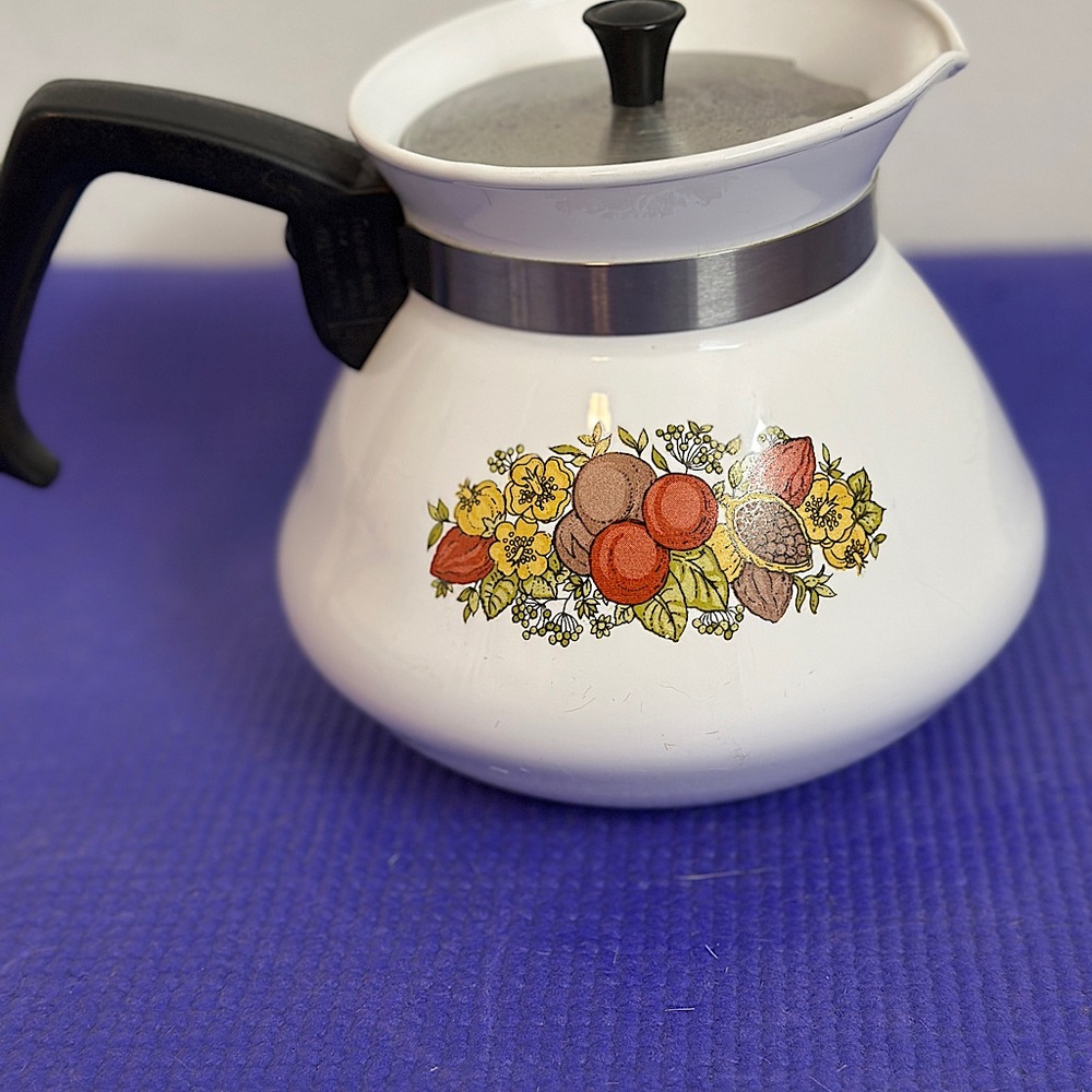 Corningware Spice of Life Teapot